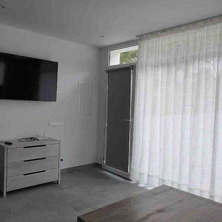 Espectacular Planta Baja Con Terraza Y Parking A 5 Min De La Playa Apartman Cadaqués Kültér fotó