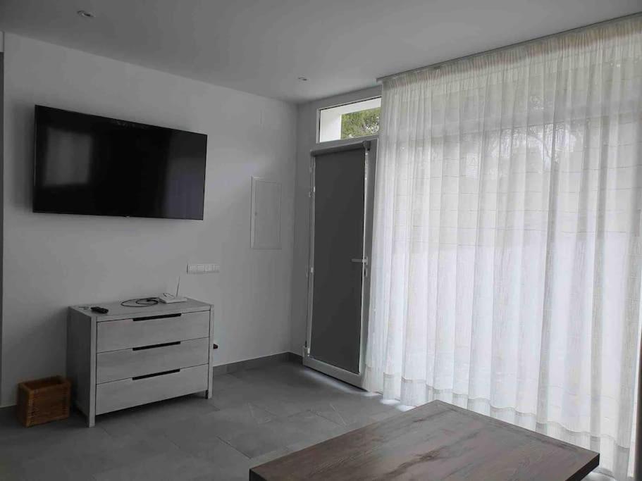 Espectacular Planta Baja Con Terraza Y Parking A 5 Min De La Playa Apartman Cadaqués Kültér fotó