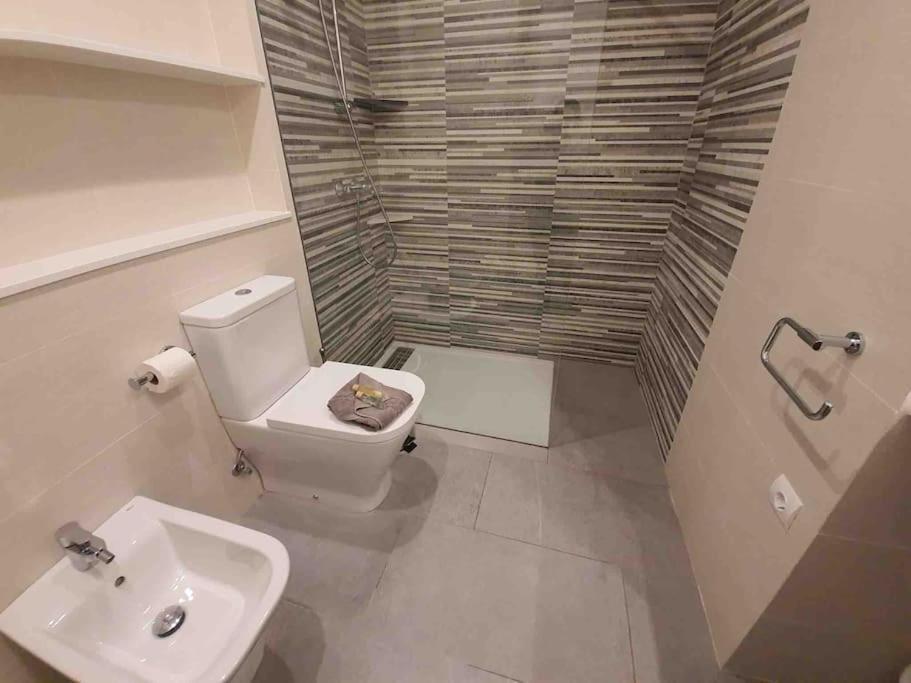 Espectacular Planta Baja Con Terraza Y Parking A 5 Min De La Playa Apartman Cadaqués Kültér fotó