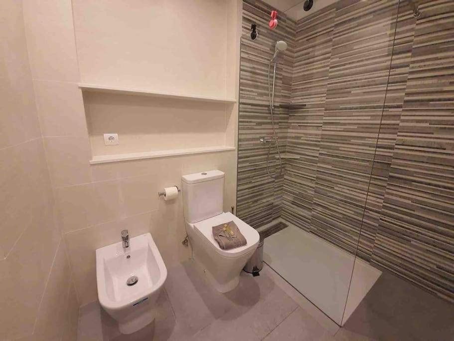 Espectacular Planta Baja Con Terraza Y Parking A 5 Min De La Playa Apartman Cadaqués Kültér fotó